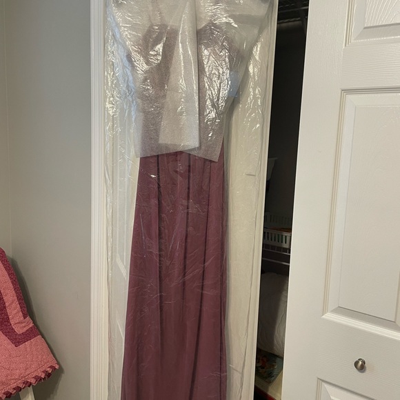 David bridal Homecoming / bridesmaid dress. Never woren. Brand new. - Picture 4 of 6